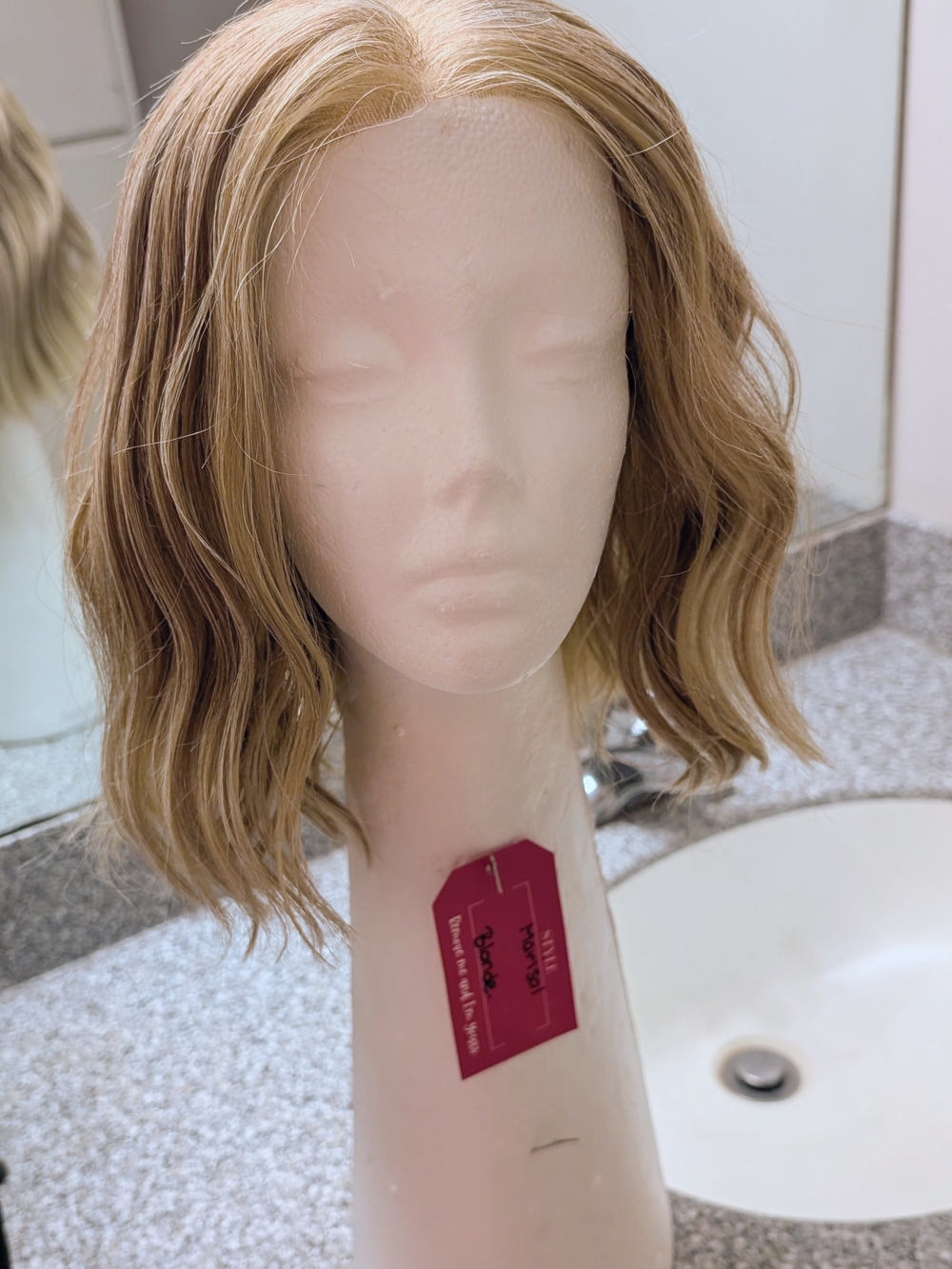 Chelsey Smith Crowns Marisol Blonde Synthetic Wig. Reg $115 - Picture 5 of 11